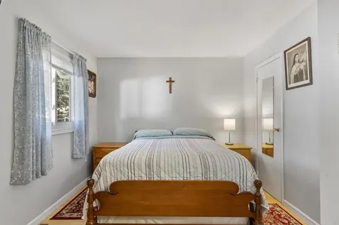 21 Hastings Circle Hinsdale NH 03451
