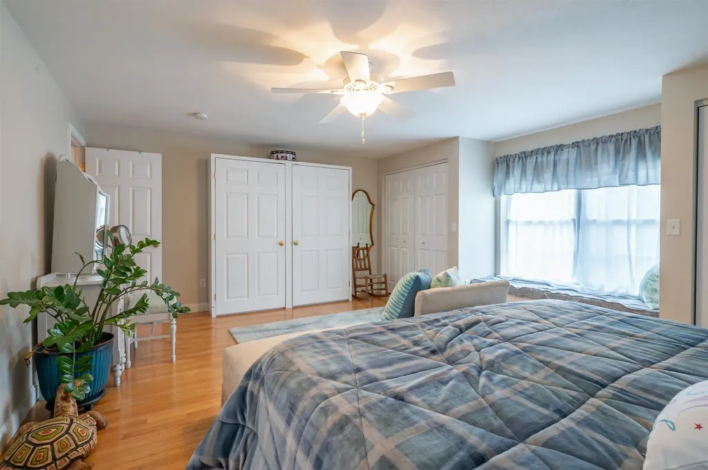 13 Cricket Hill Road East Kingston NH 03827
