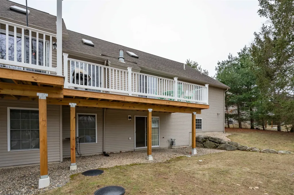 13 Cricket Hill Road East Kingston NH 03827