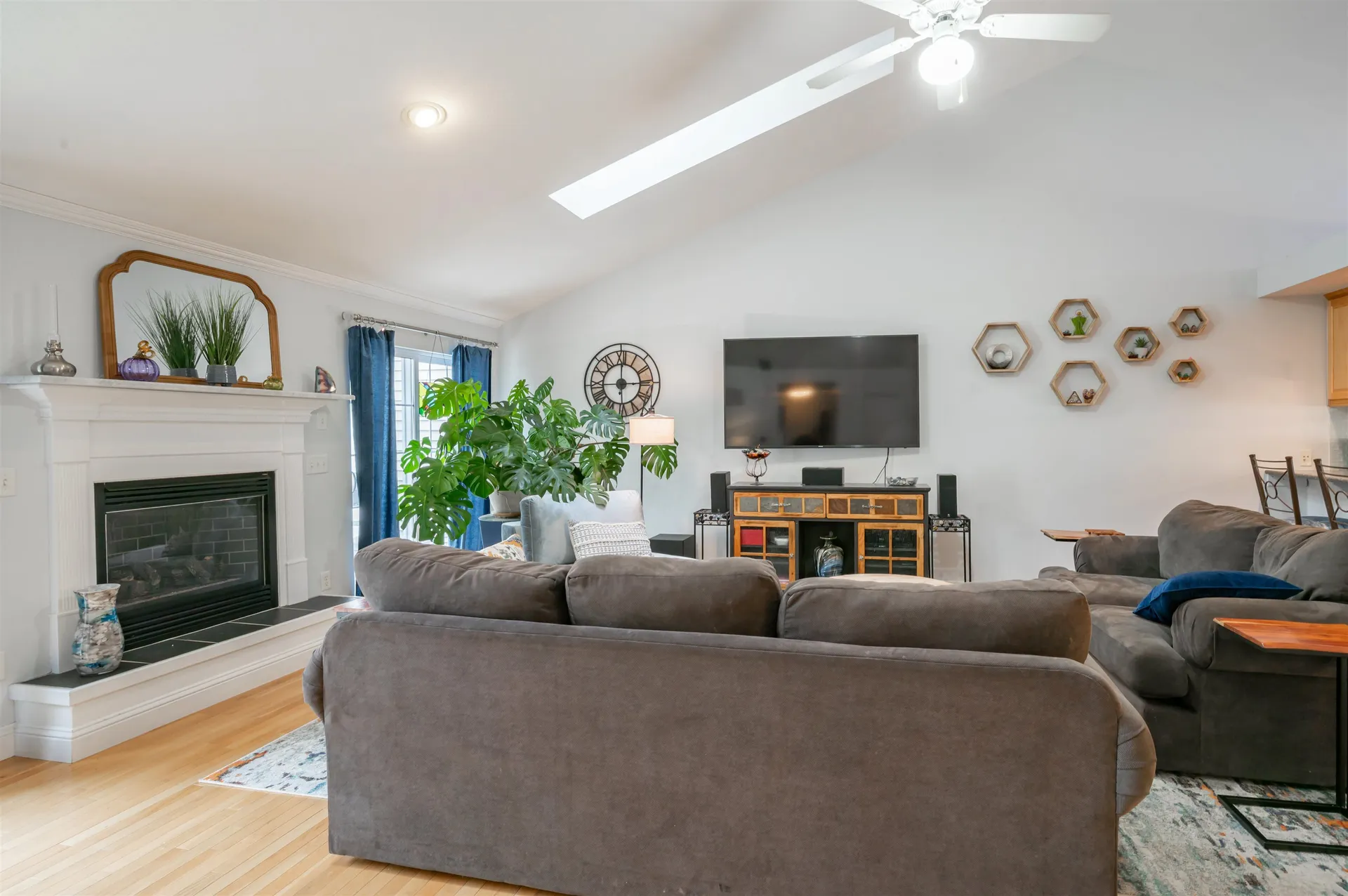 13 Cricket Hill Road East Kingston NH 03827
