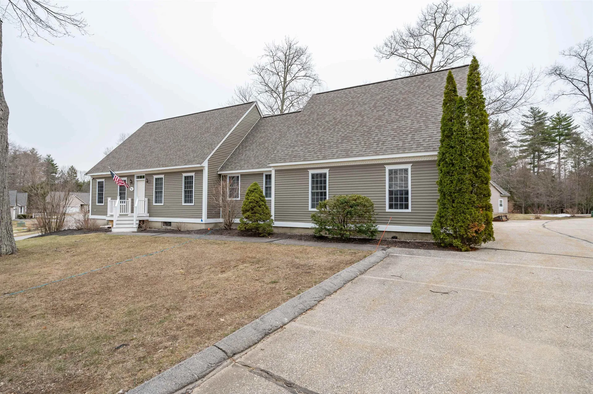 13 Cricket Hill Road East Kingston NH 03827