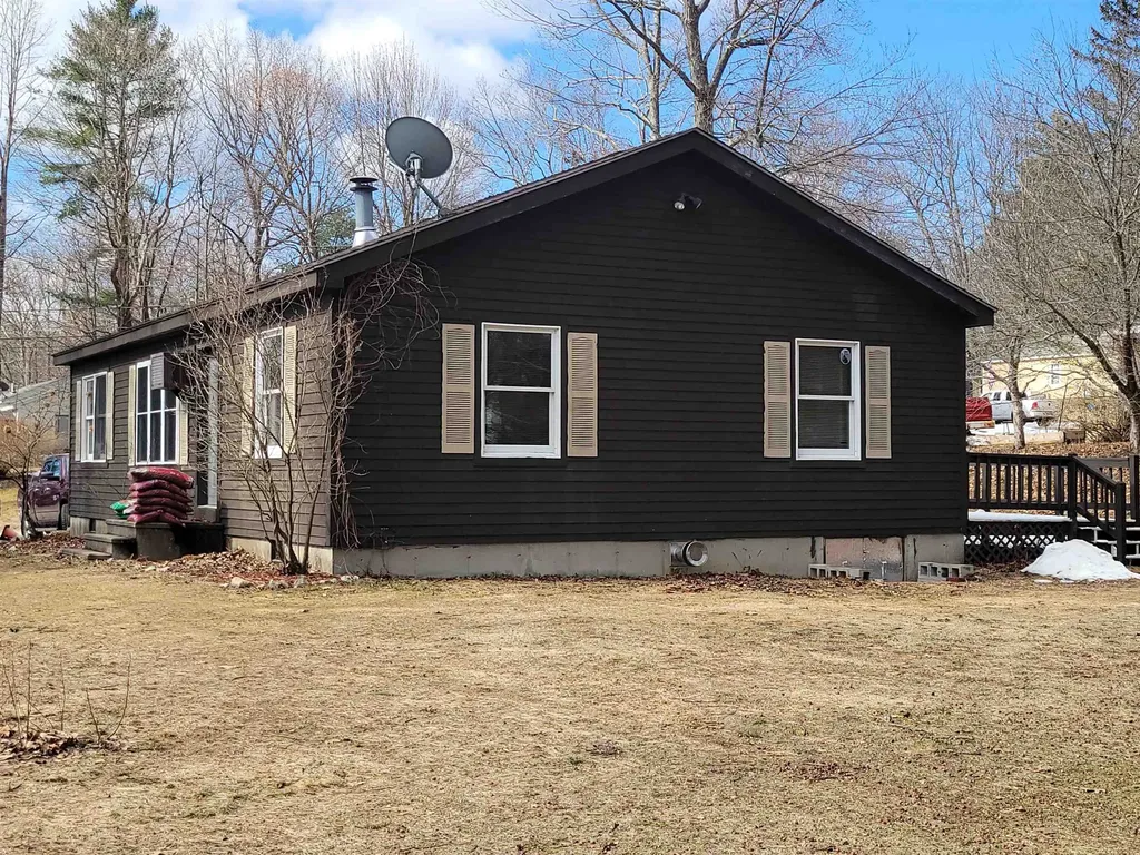 12 Chestnut Circle Loudon NH 03307