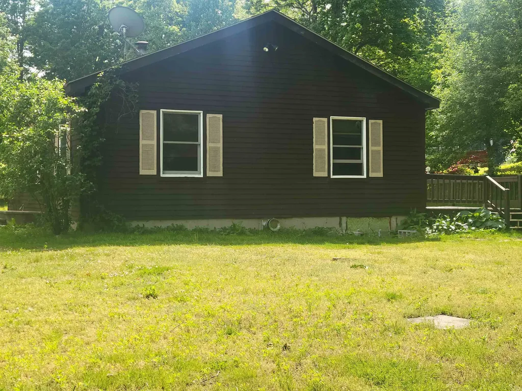 12 Chestnut Circle Loudon NH 03307