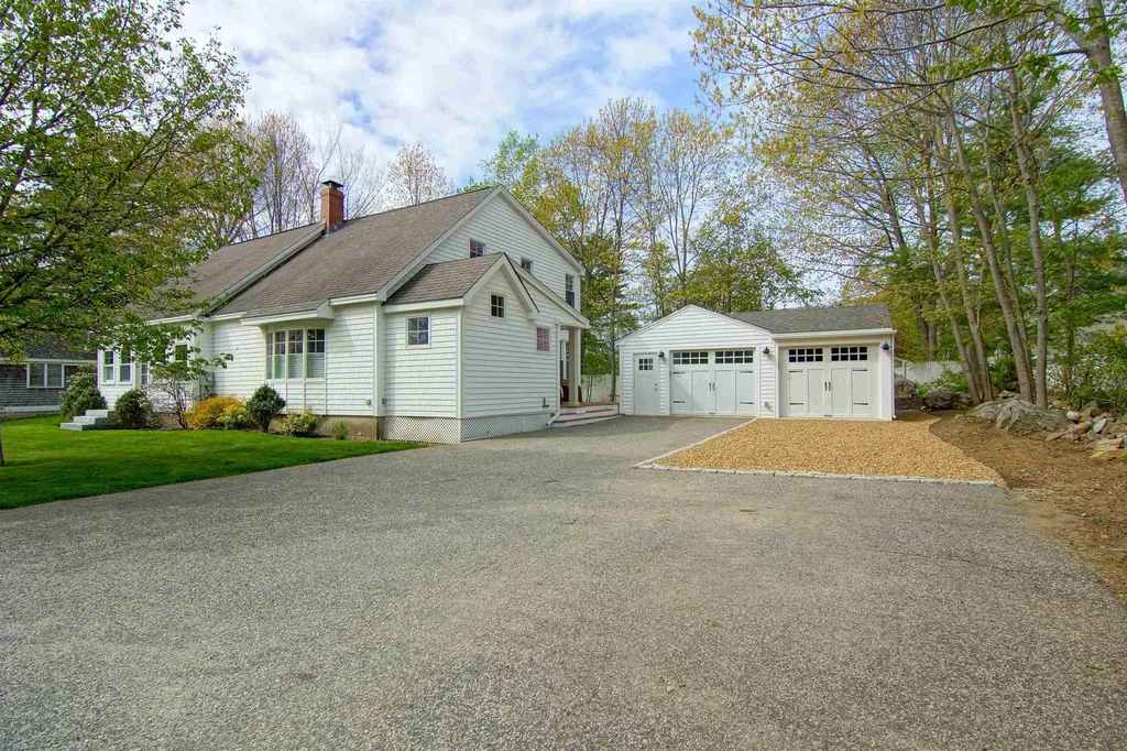6 Spruce Avenue Rye NH 03870