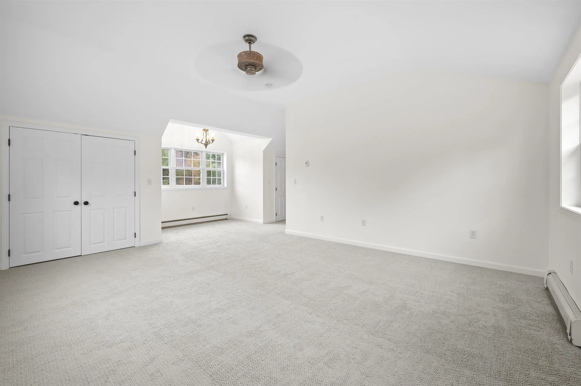 18 Shannon Way Brentwood NH 03833