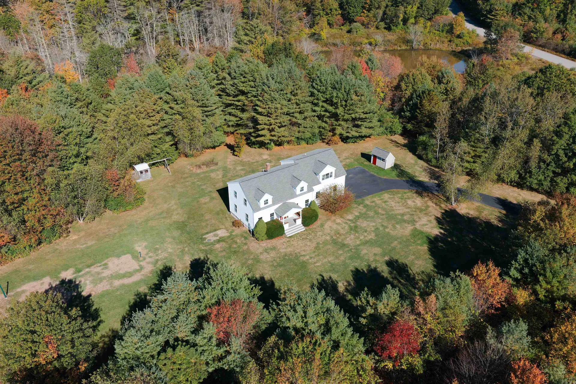 18 Shannon Way Brentwood NH 03833