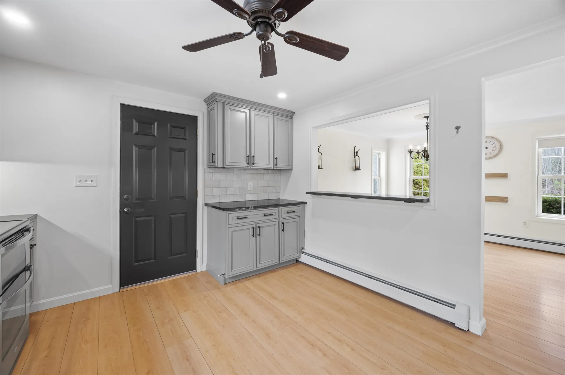 18 Shannon Way Brentwood NH 03833