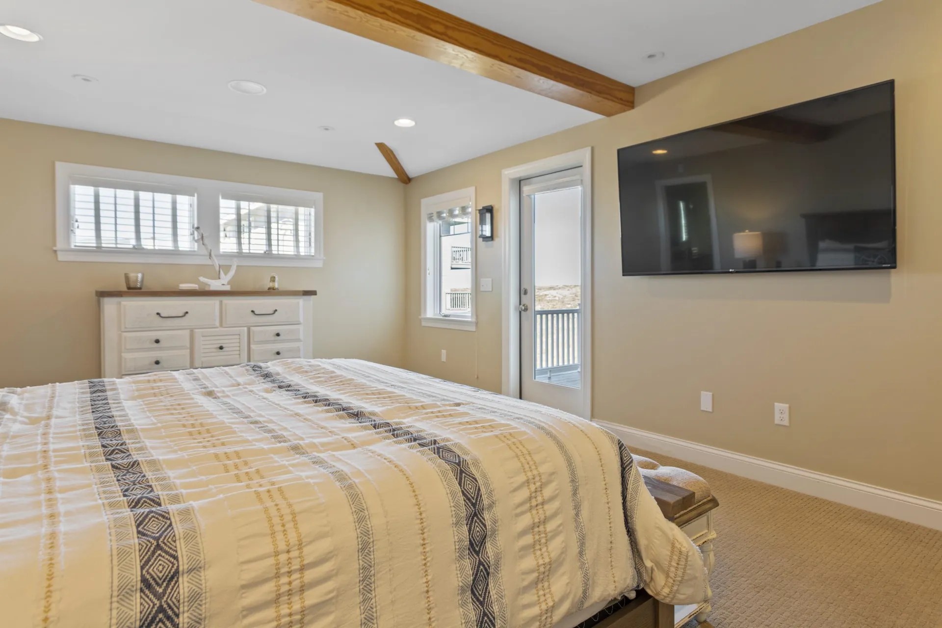 126 Ocean Boulevard Seabrook NH 03874