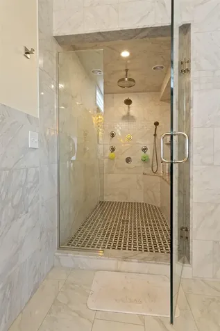 126 Ocean Boulevard Seabrook NH 03874