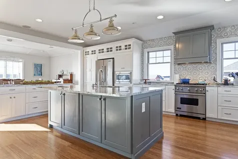 126 Ocean Boulevard Seabrook NH 03874