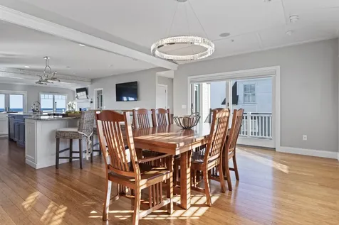 126 Ocean Boulevard Seabrook NH 03874