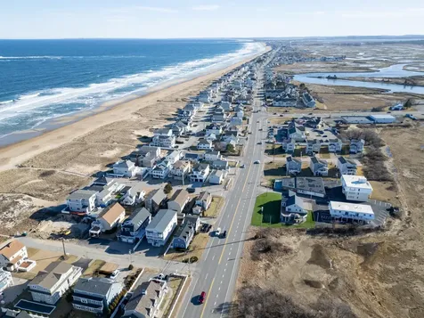 126 Ocean Boulevard Seabrook NH 03874