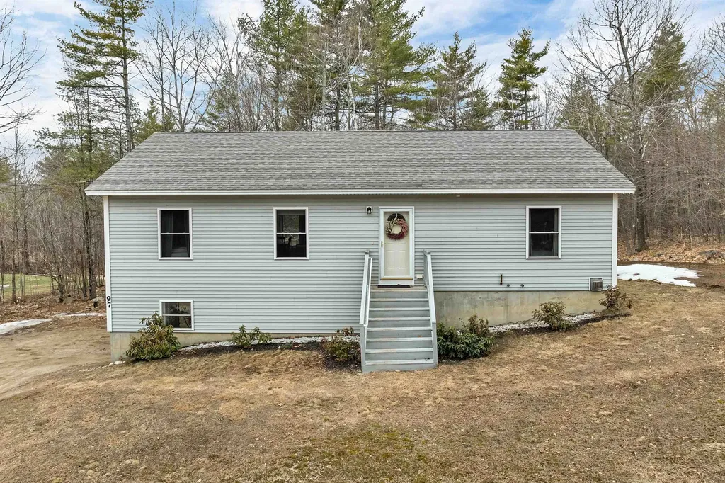 97 Daniel Drive Wakefield NH 03830