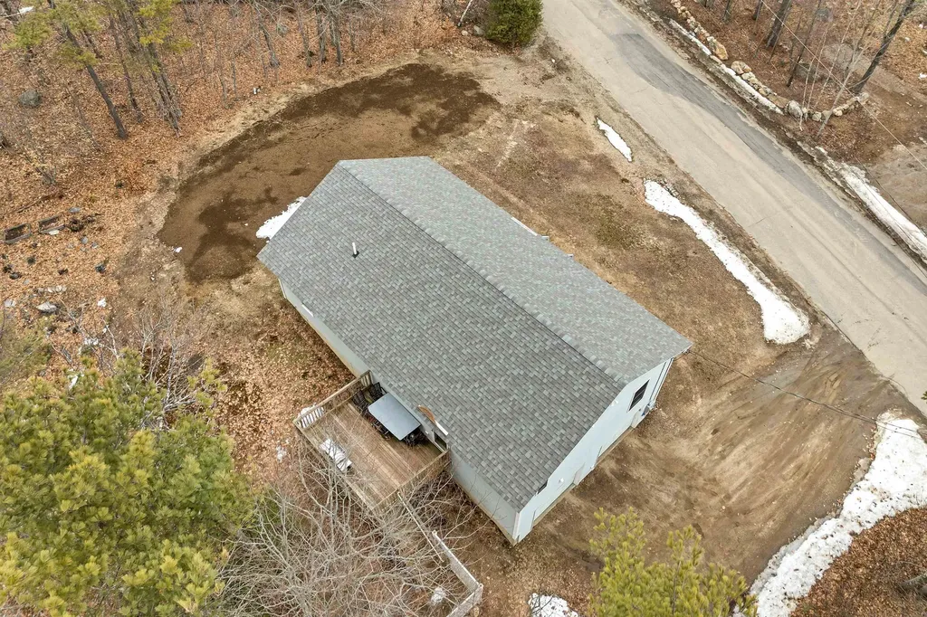 97 Daniel Drive Wakefield NH 03830