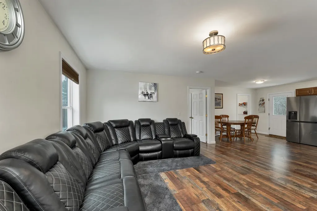 97 Daniel Drive Wakefield NH 03830