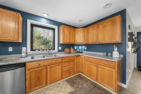 162 Lakeside Oaks Drive Barrington NH 03825