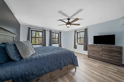 162 Lakeside Oaks Drive Barrington NH 03825