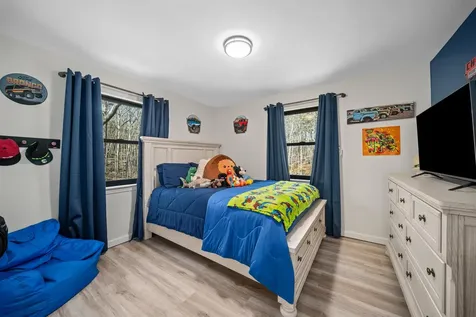 162 Lakeside Oaks Drive Barrington NH 03825