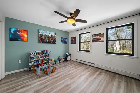 162 Lakeside Oaks Drive Barrington NH 03825