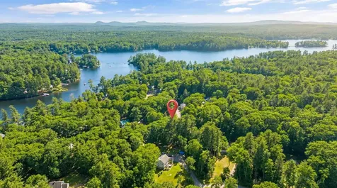 162 Lakeside Oaks Drive Barrington NH 03825