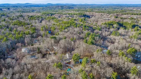 162 Lakeside Oaks Drive Barrington NH 03825