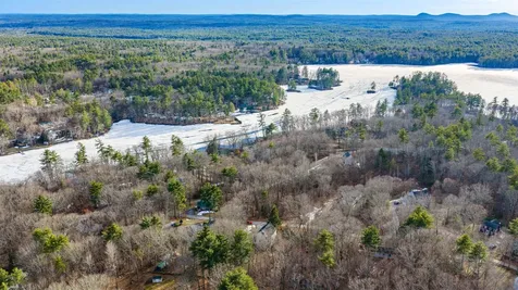 162 Lakeside Oaks Drive Barrington NH 03825