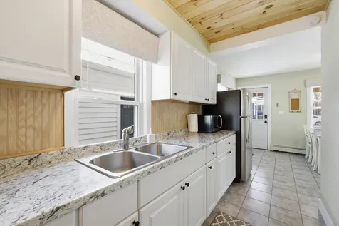 38 Garden Street Manchester NH 03103