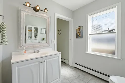 38 Garden Street Manchester NH 03103