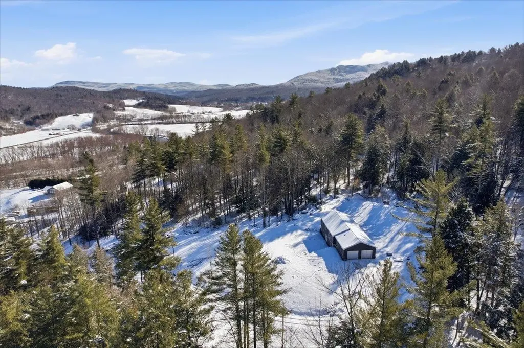 1074 Williamson Road Cambridge VT 05444