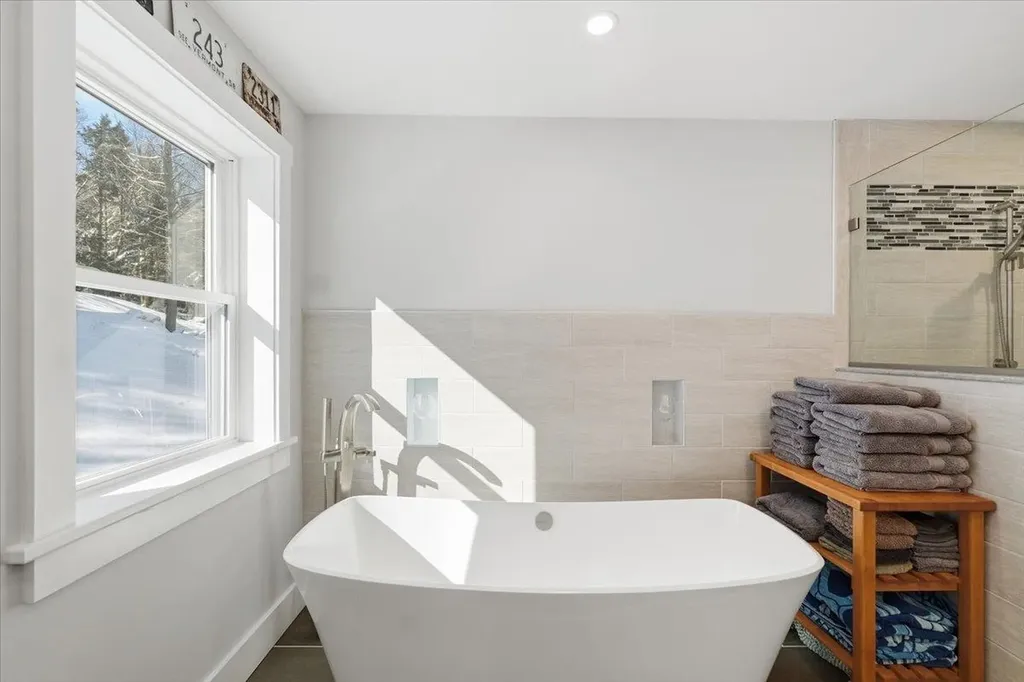 1074 Williamson Road Cambridge VT 05444