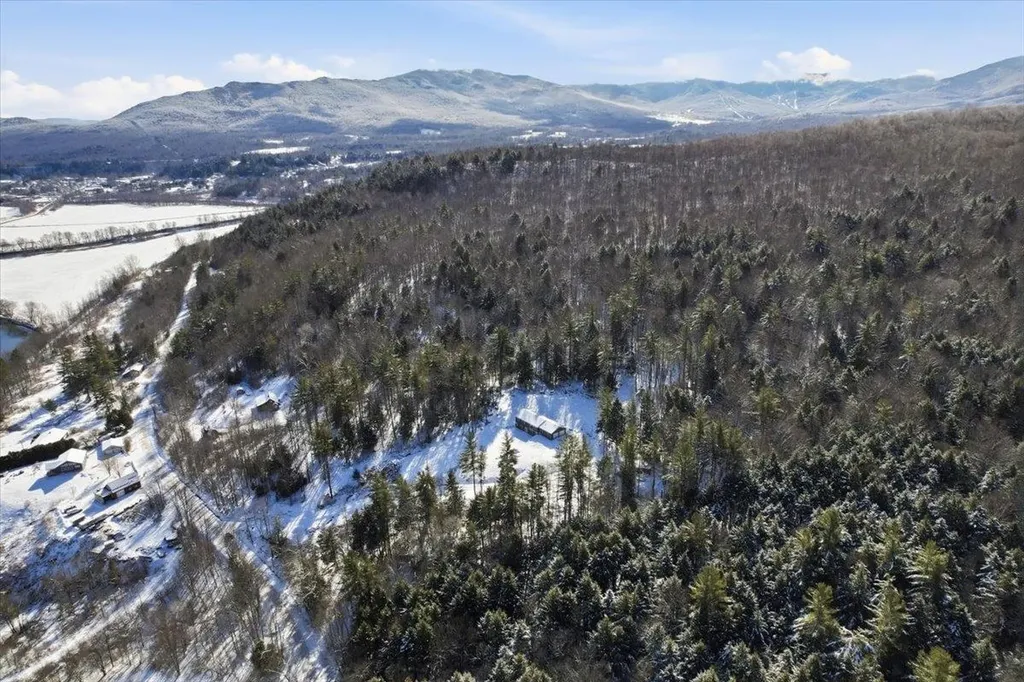 1074 Williamson Road Cambridge VT 05444