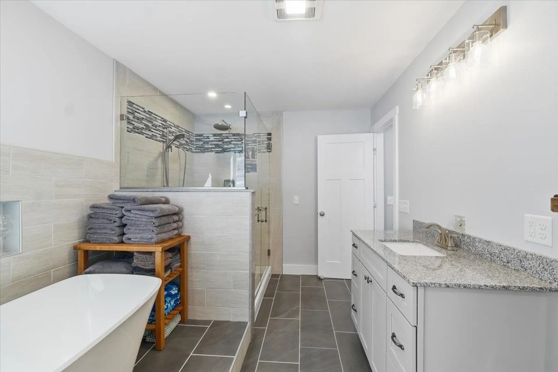 1074 Williamson Road Cambridge VT 05444