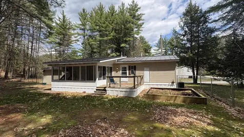 15 Edgewood Drive Hopkinton NH 03229