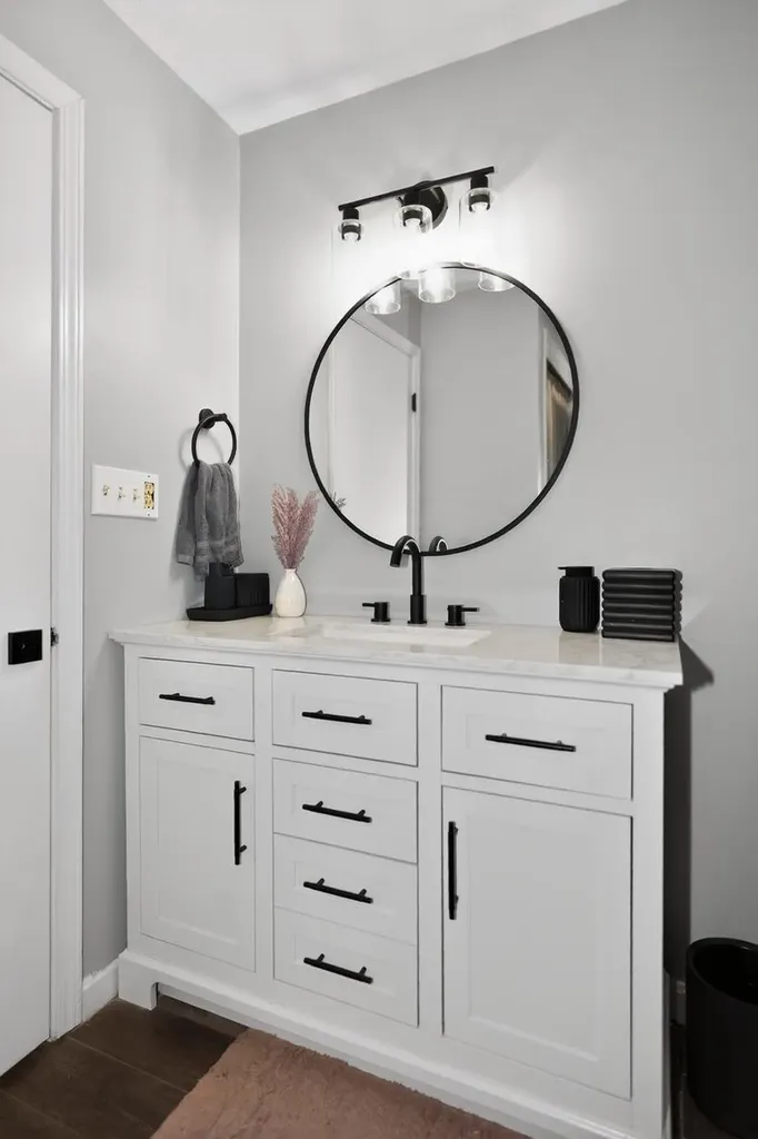 53 East Ridge Road Merrimack NH 03054