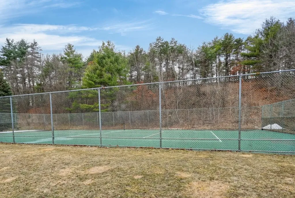 53 East Ridge Road Merrimack NH 03054