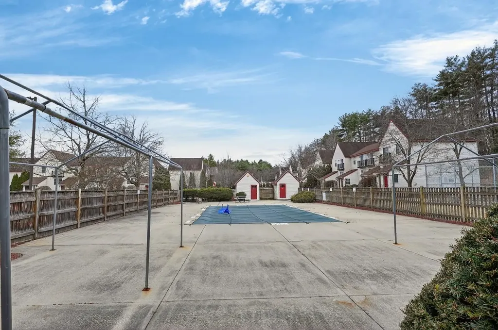 53 East Ridge Road Merrimack NH 03054