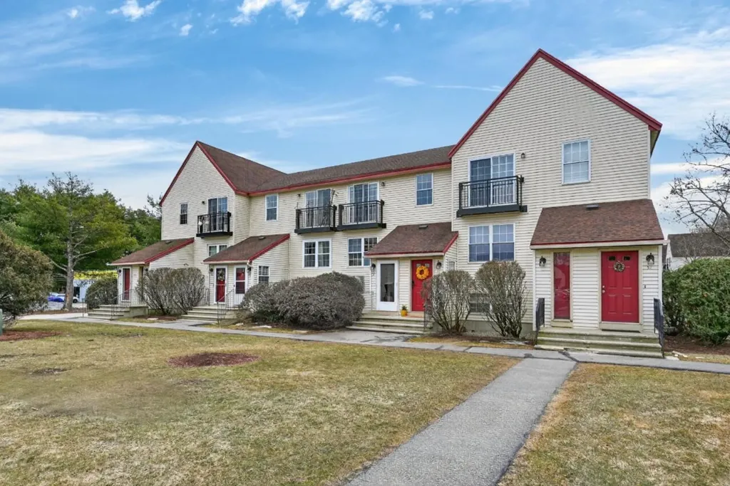 53 East Ridge Road Merrimack NH 03054