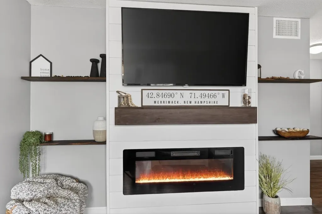 53 East Ridge Road Merrimack NH 03054