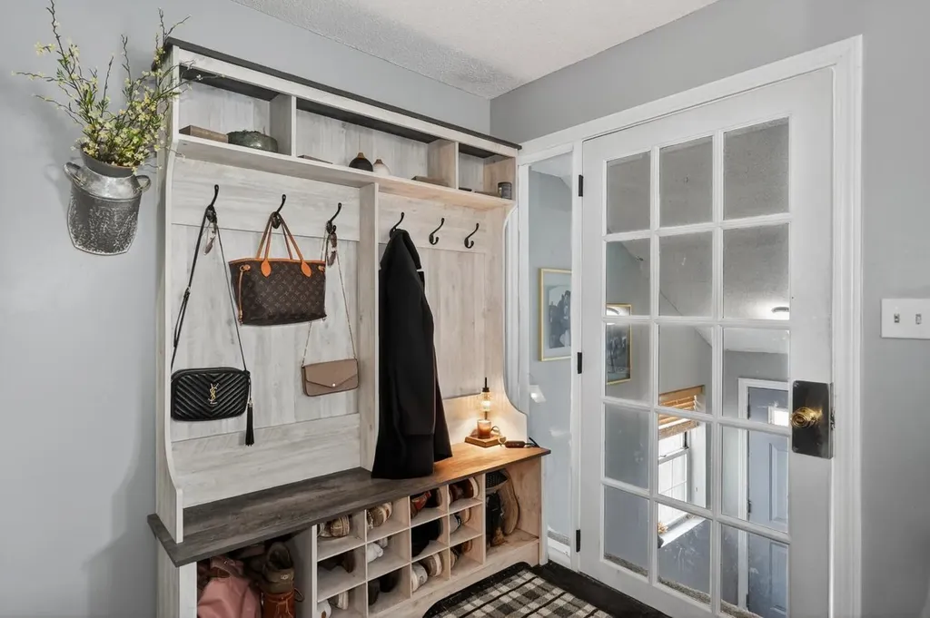 53 East Ridge Road Merrimack NH 03054