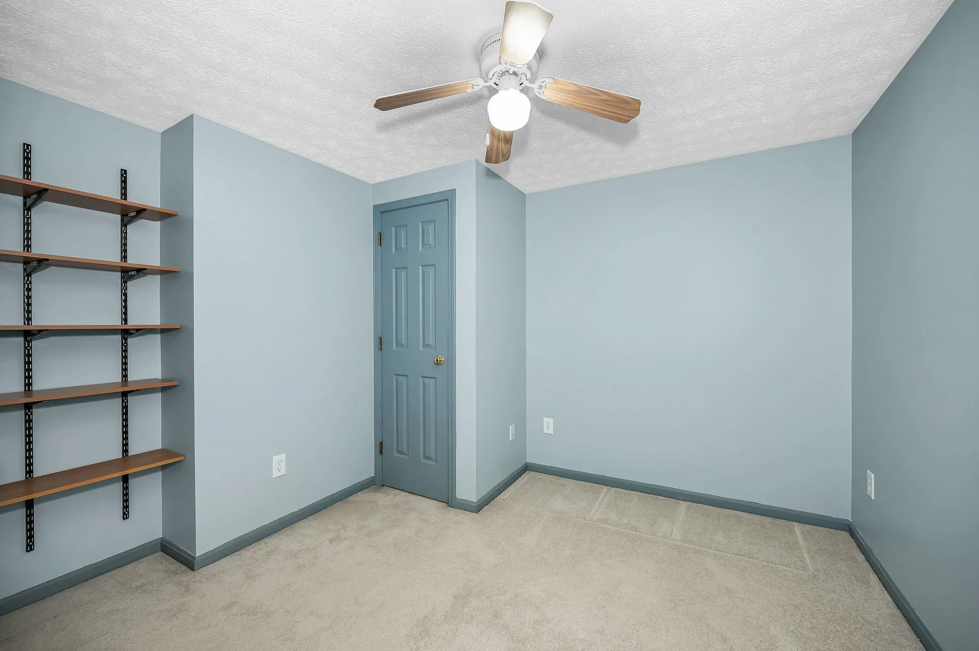 11 Linden Street Hudson NH 03051