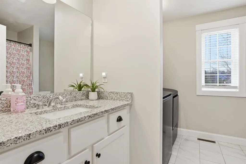 67 Copp Drive Fremont NH 03044