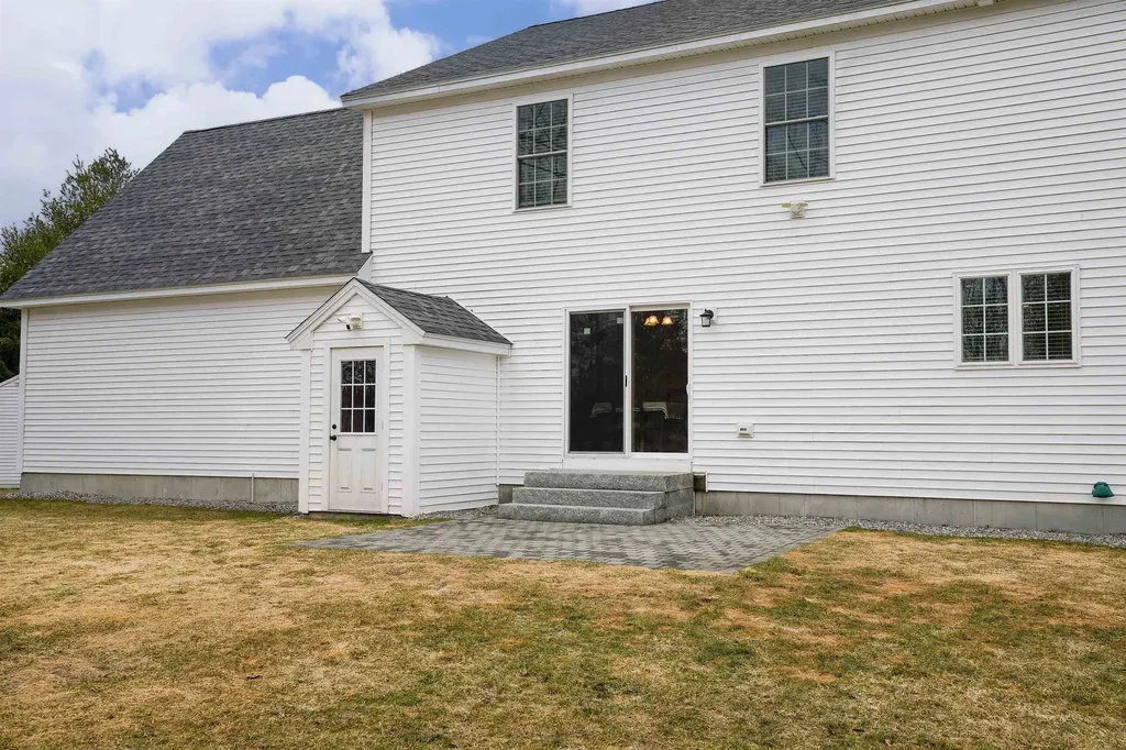 67 Copp Drive Fremont NH 03044