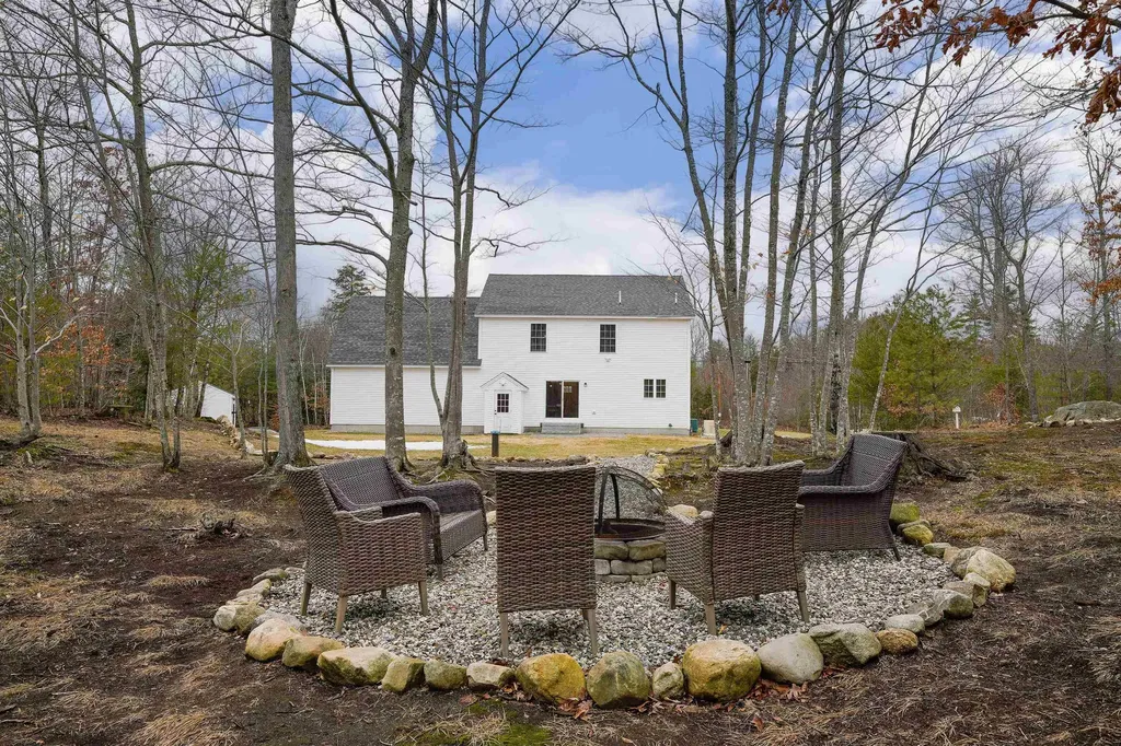 67 Copp Drive Fremont NH 03044