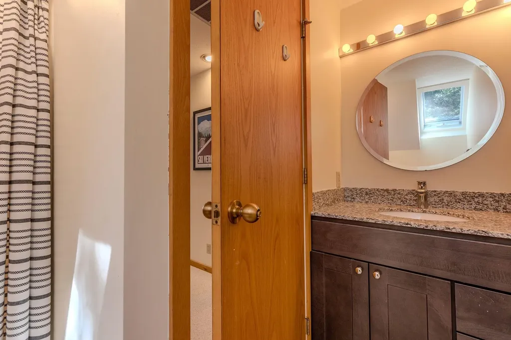 39 Pond View Road Winhall VT 05340