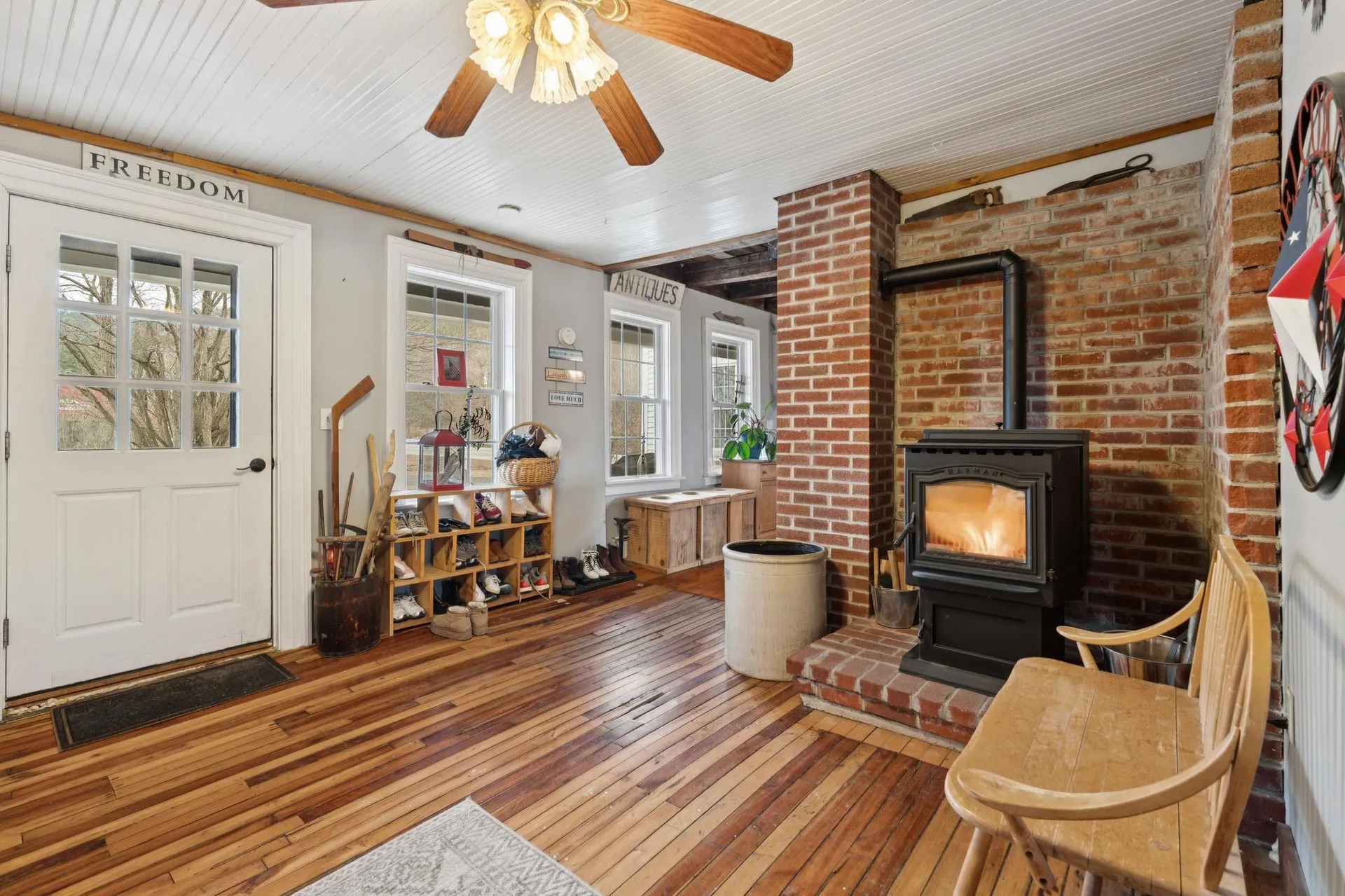 273 Route 5 North Windsor VT 05089
