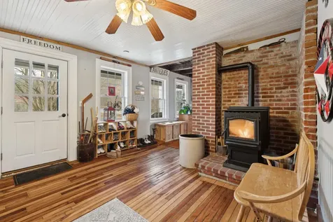 273 Route 5 North Windsor VT 05089