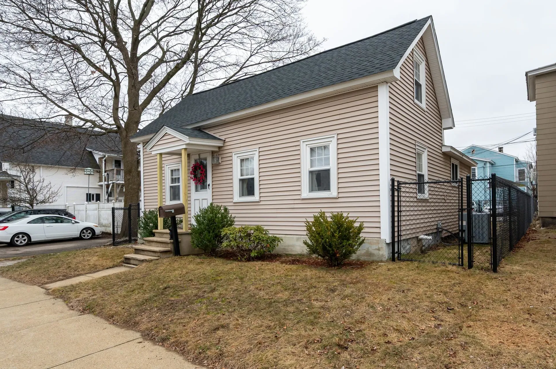 435 Central Street Manchester NH 03103