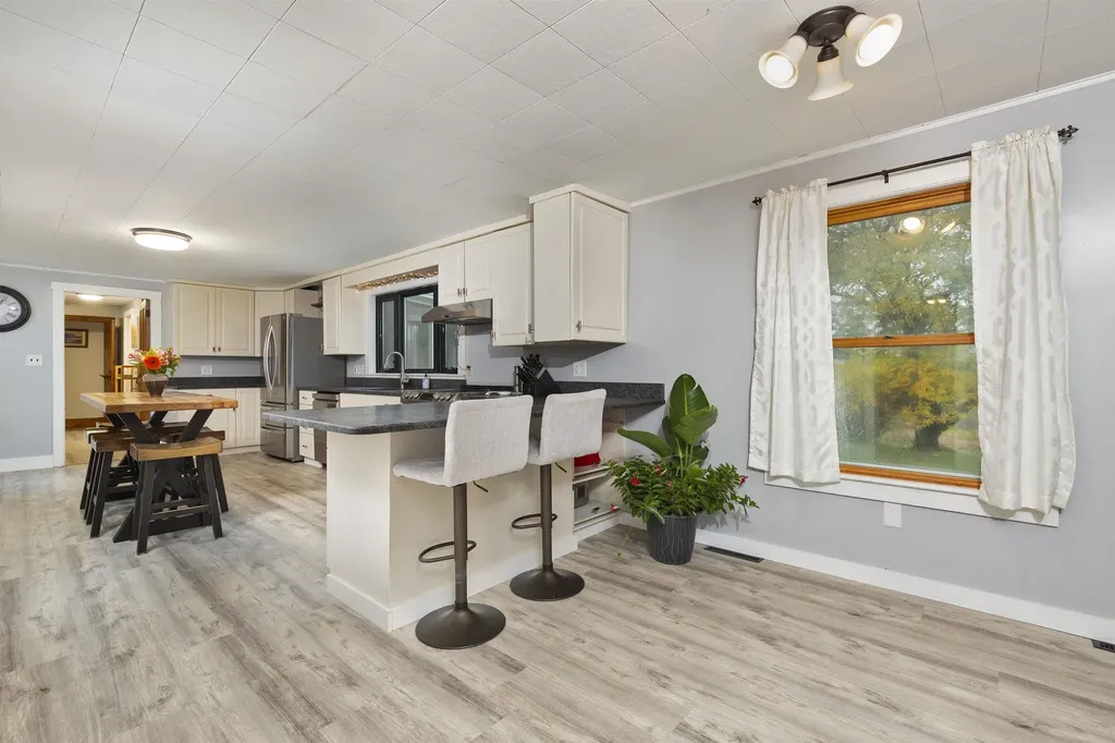 52 Farr Road Lebanon NH 03766