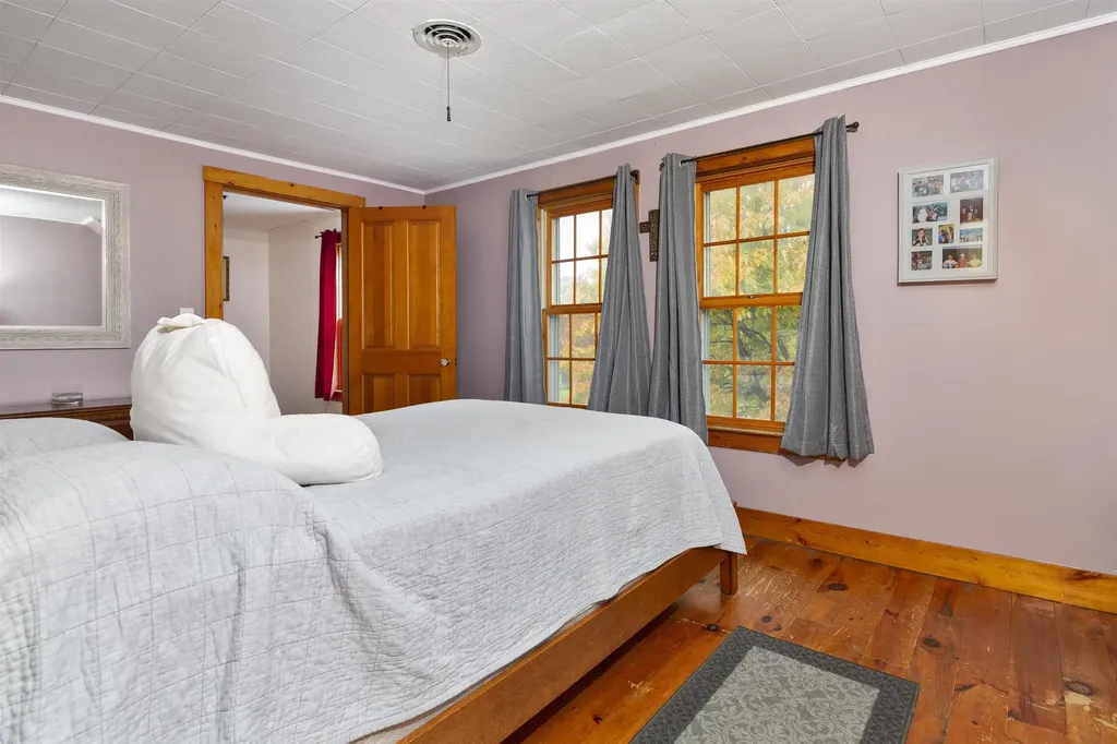 52 Farr Road Lebanon NH 03766