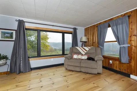 52 Farr Road Lebanon NH 03766